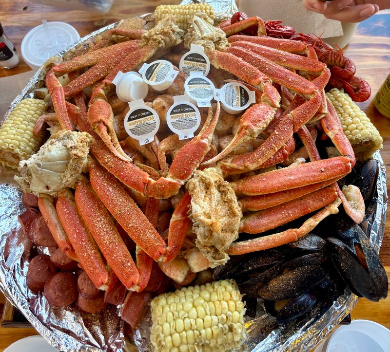 Fresh Shrimp and Seafood Boils by the Bucket