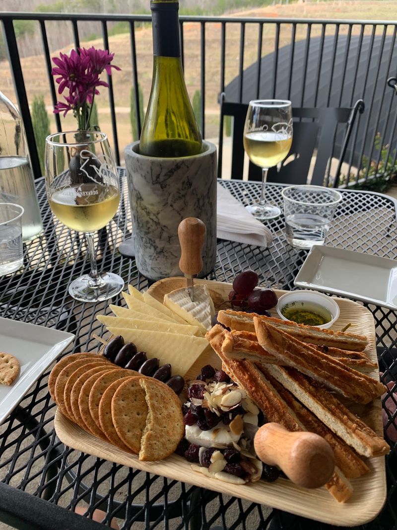 Freshly Made Bread and Dips That Steal the Show