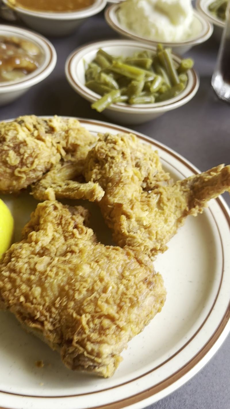 Fried Chicken and Chicken Fried Steak Done the Old-School Way Fried Chicken and Chicken Fried Steak Done the Old-School Way