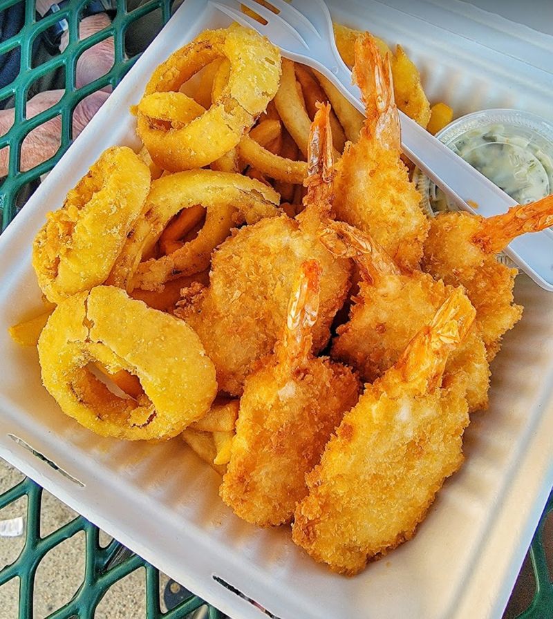 Fried Seafood Straight From the Coast