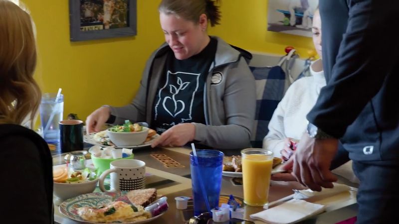 Friendly Service That Makes Every Table Feel Like a Regular Friendly Service That Makes Every Table Feel Like a Regular