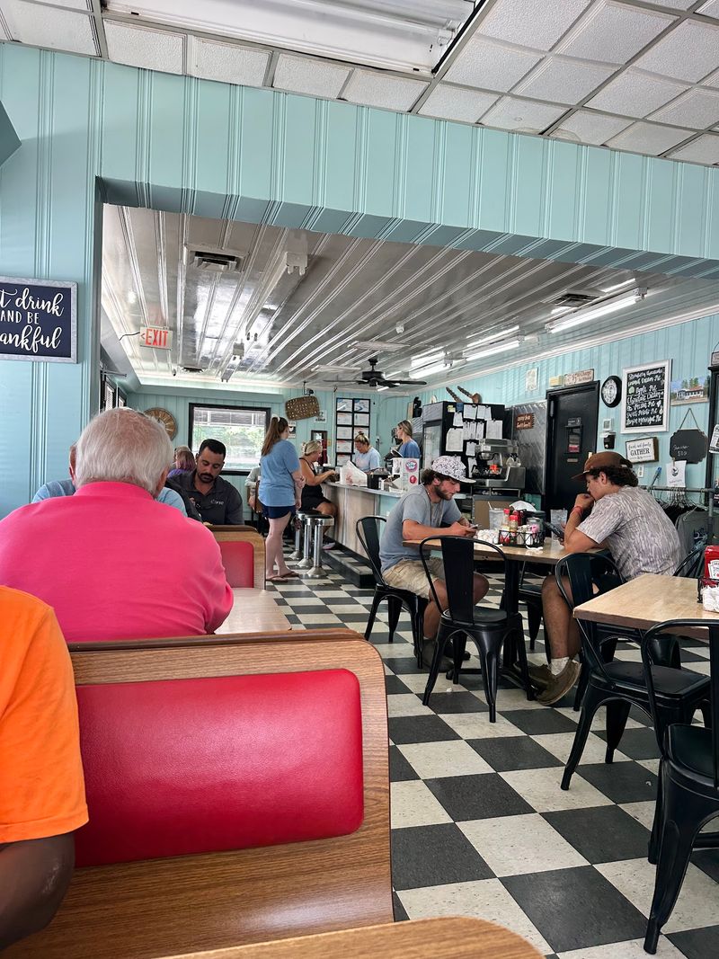 Friendly Service and a Cozy Setting