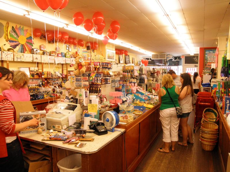 Friendly Staff and a Welcoming Atmosphere Friendly Staff and a Welcoming Atmosphere