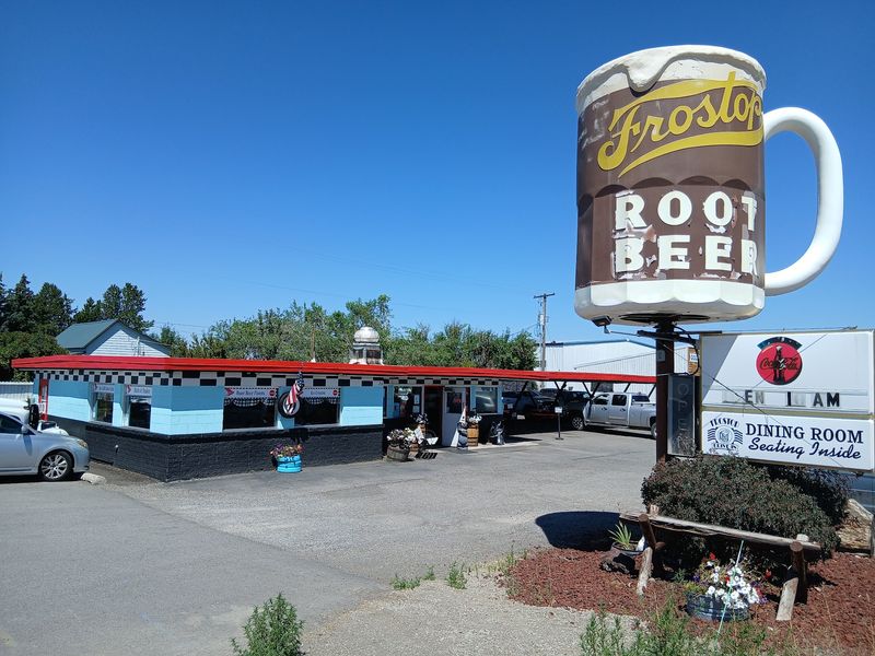 Frostop Drive-In, Springfield, Minnesota