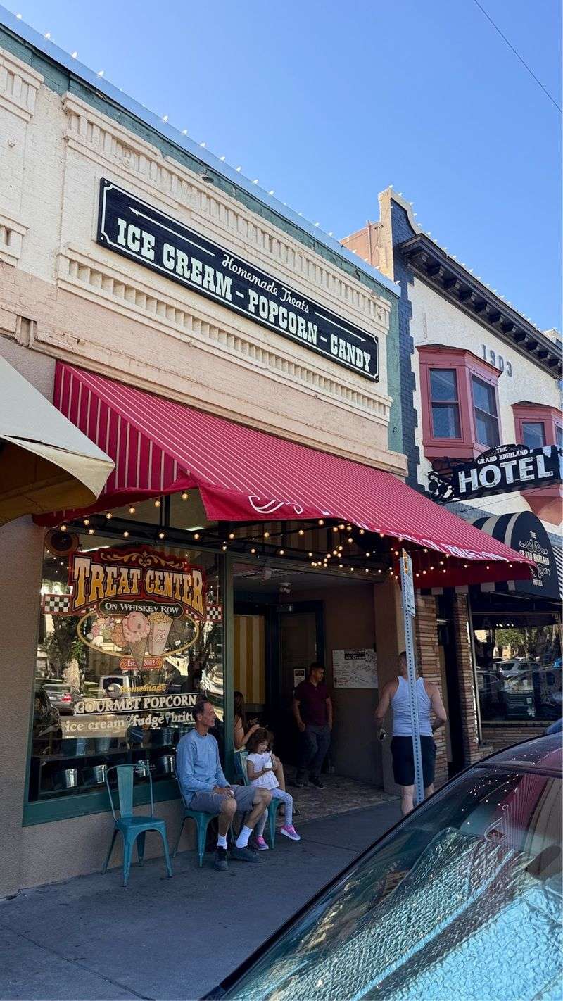 Frozen Treats on Historic Whiskey Row, Prescott