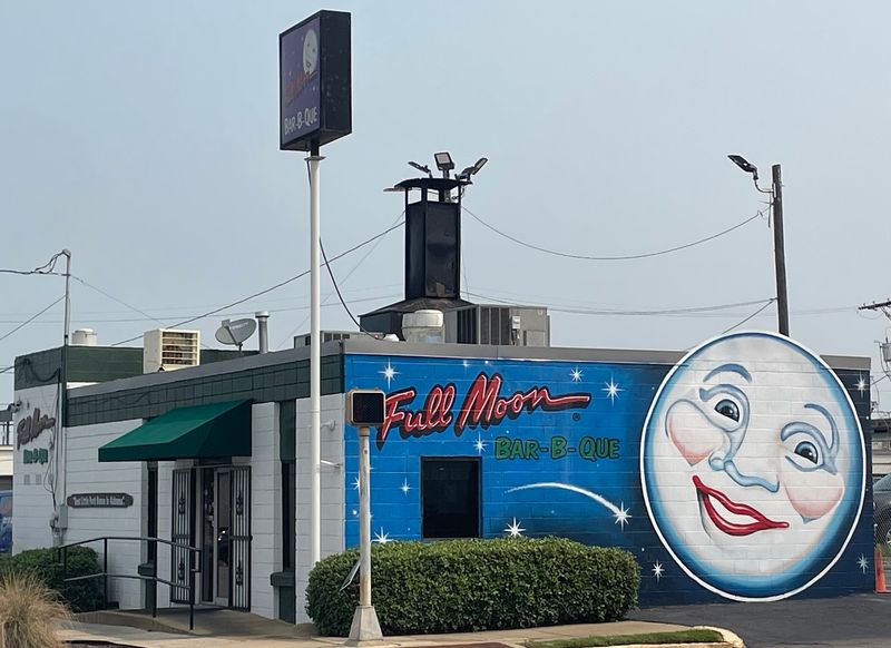 Full Moon Bar-B-Que, Birmingham, Alabama Full Moon Bar-B-Que, Birmingham, Alabama