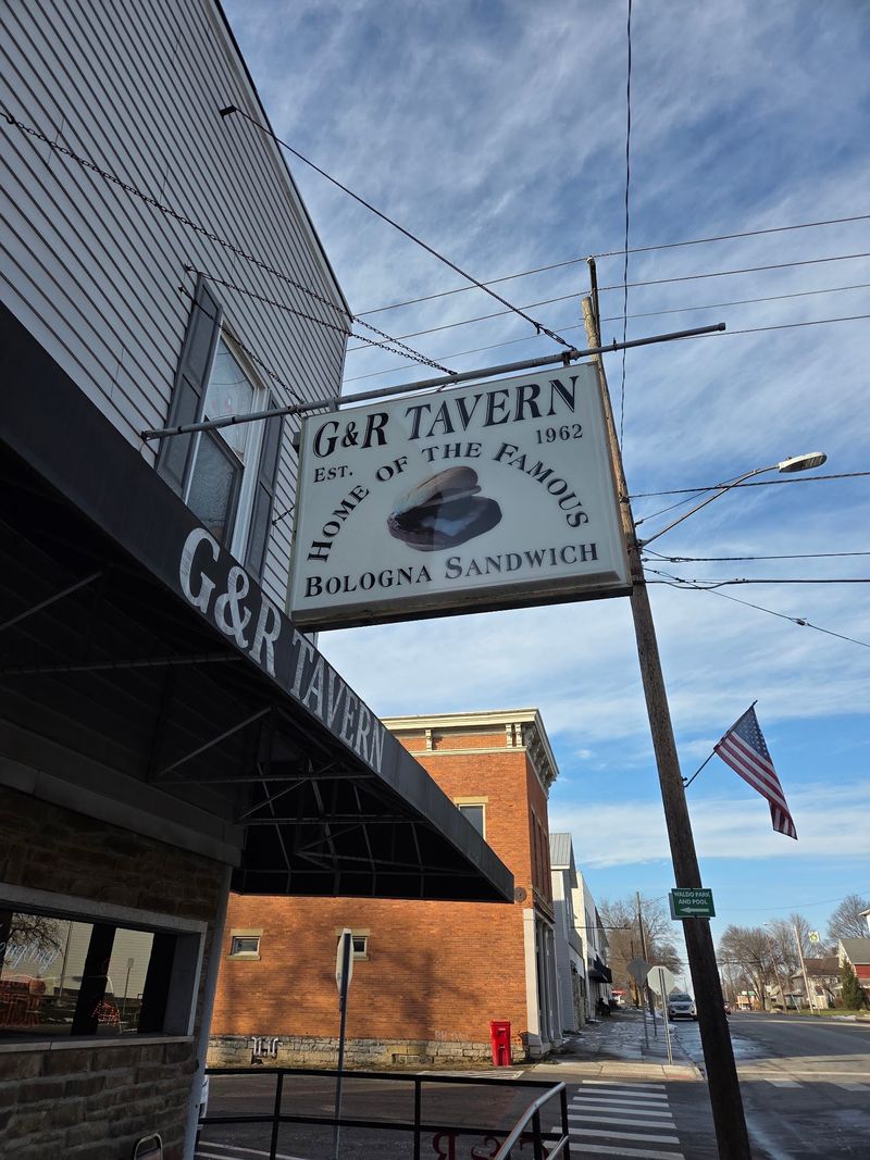 G and R Tavern, Waldo, Ohio G and R Tavern, Waldo, Ohio