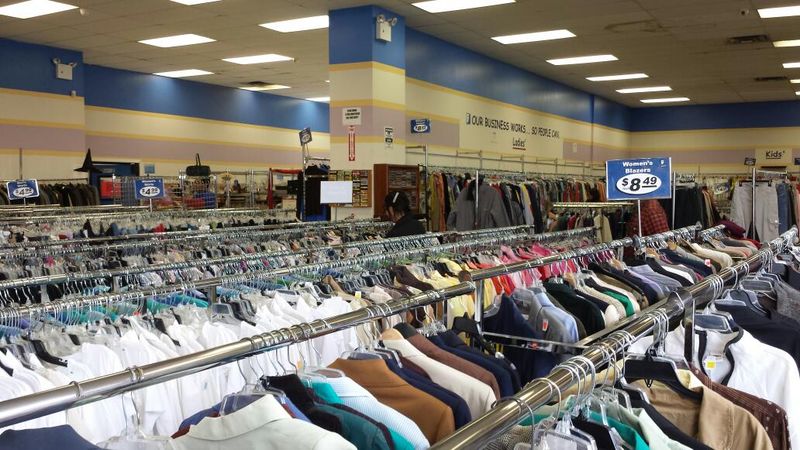 Goodwill Store, Bergenfield, NJ