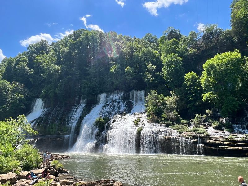 Great Falls Steals the Spotlight Great Falls Steals the Spotlight