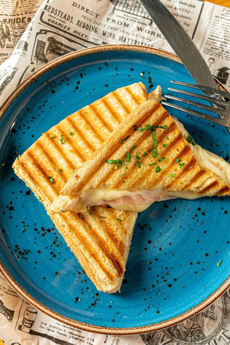 Grilled Ham And Cheese