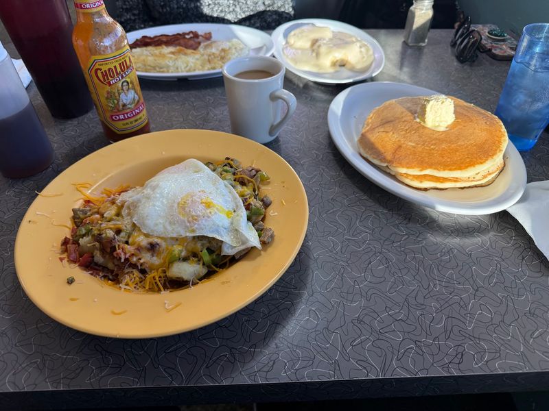 Grits, Gravy, and the Breakfast Lineup