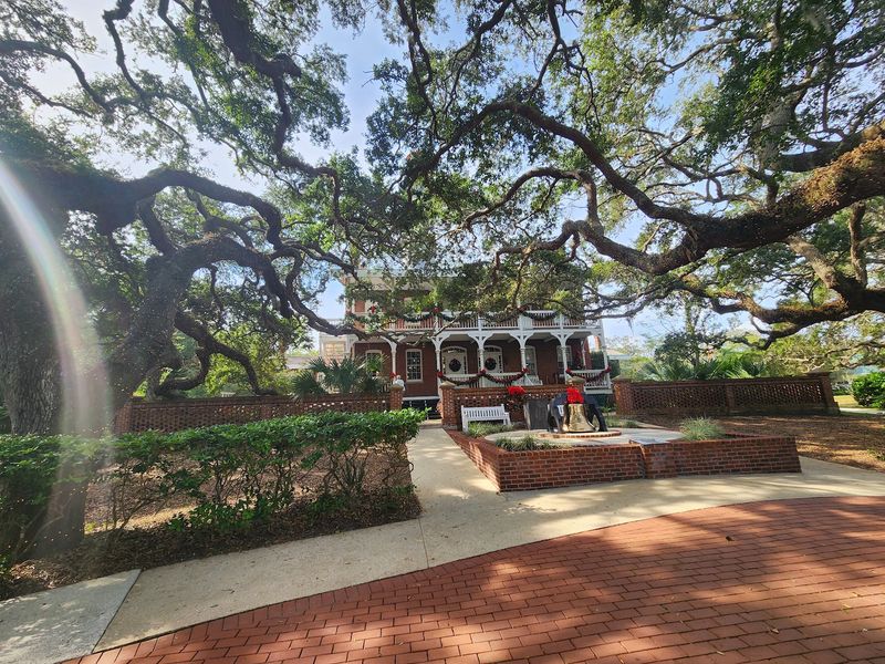 Grounds, Oak Trees, and Walking Trails