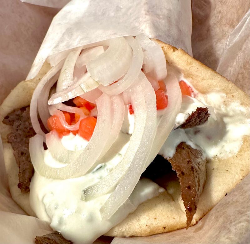 Gyros That Built The Reputation