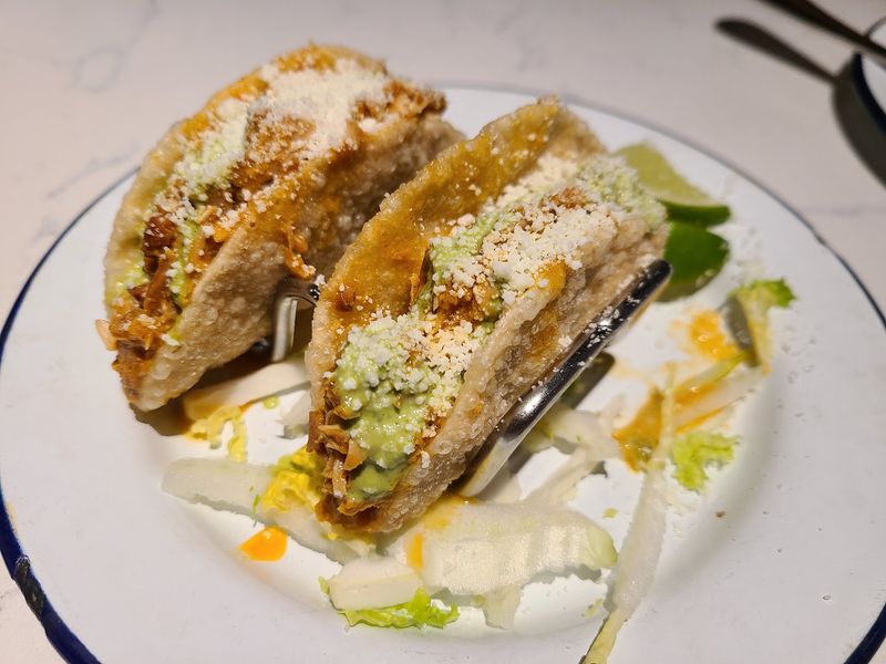 Happy Hour Deals That Draw the After-Work Crowd