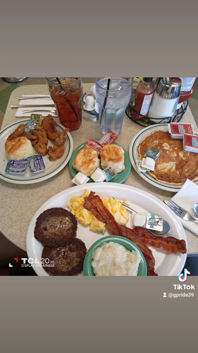 Hash Browns, Eggs, And Bacon Done Exactly Right
