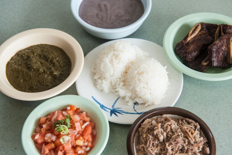 Helena's Hawaiian Food, Honolulu, Oahu