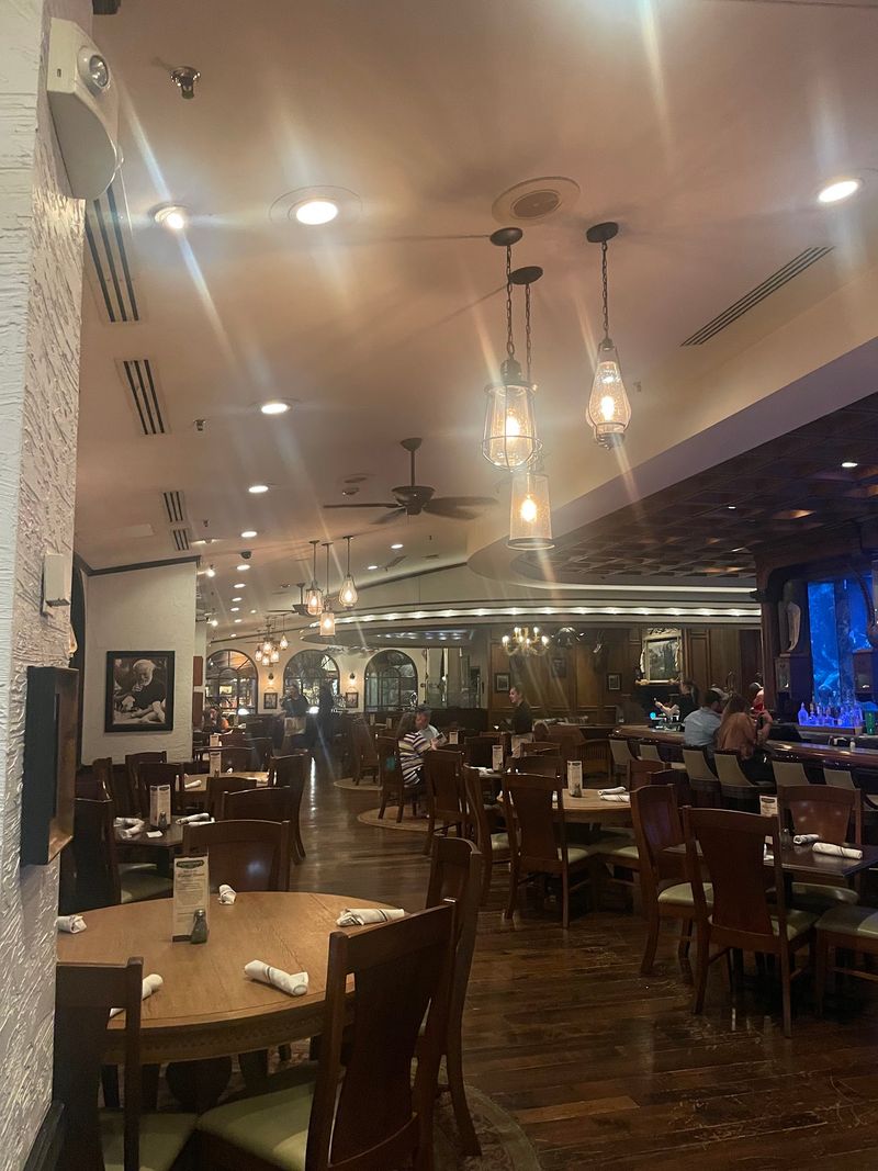 Hemingway's Blue Water Cafe, Springfield