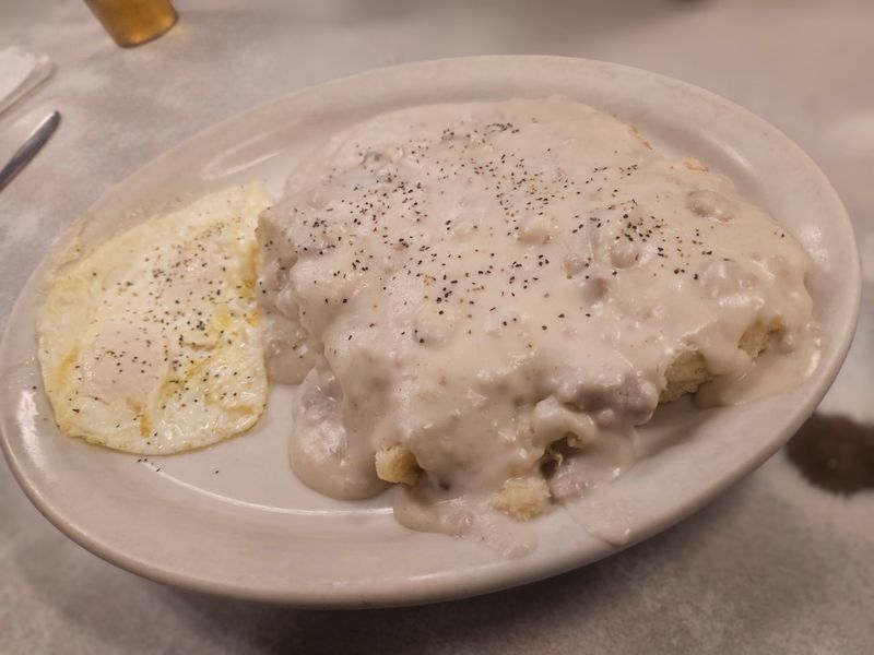 Homemade Biscuits And Gravy Worth The Trip