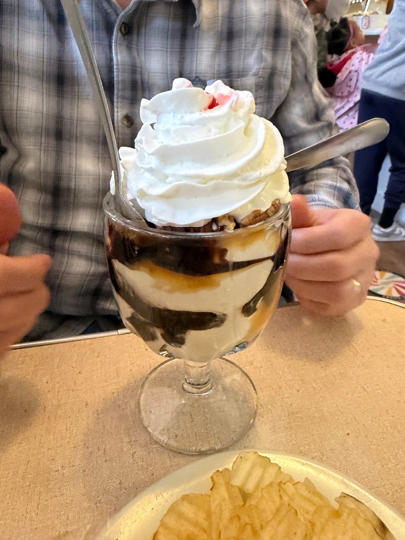 Homemade Ice Cream That Tastes Like the Real Thing