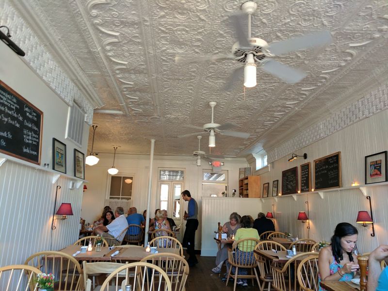 Hominy Grill Style Southern Diner, Charleston Area