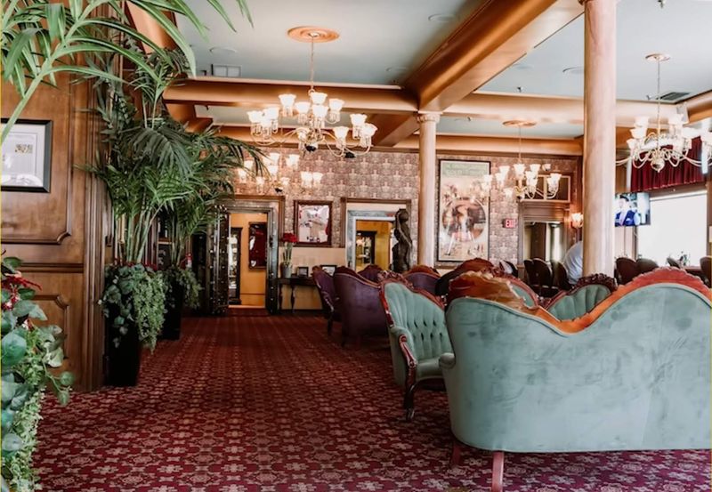 Hospitality That Turns First-Timers Into Regulars