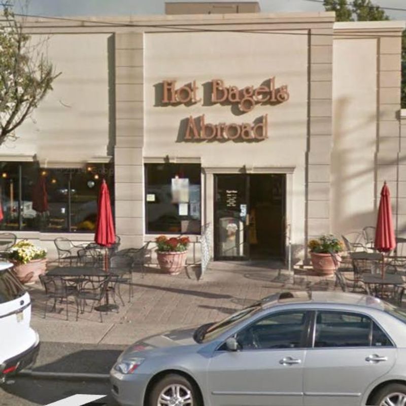 Hot Bagels Abroad, Long Branch