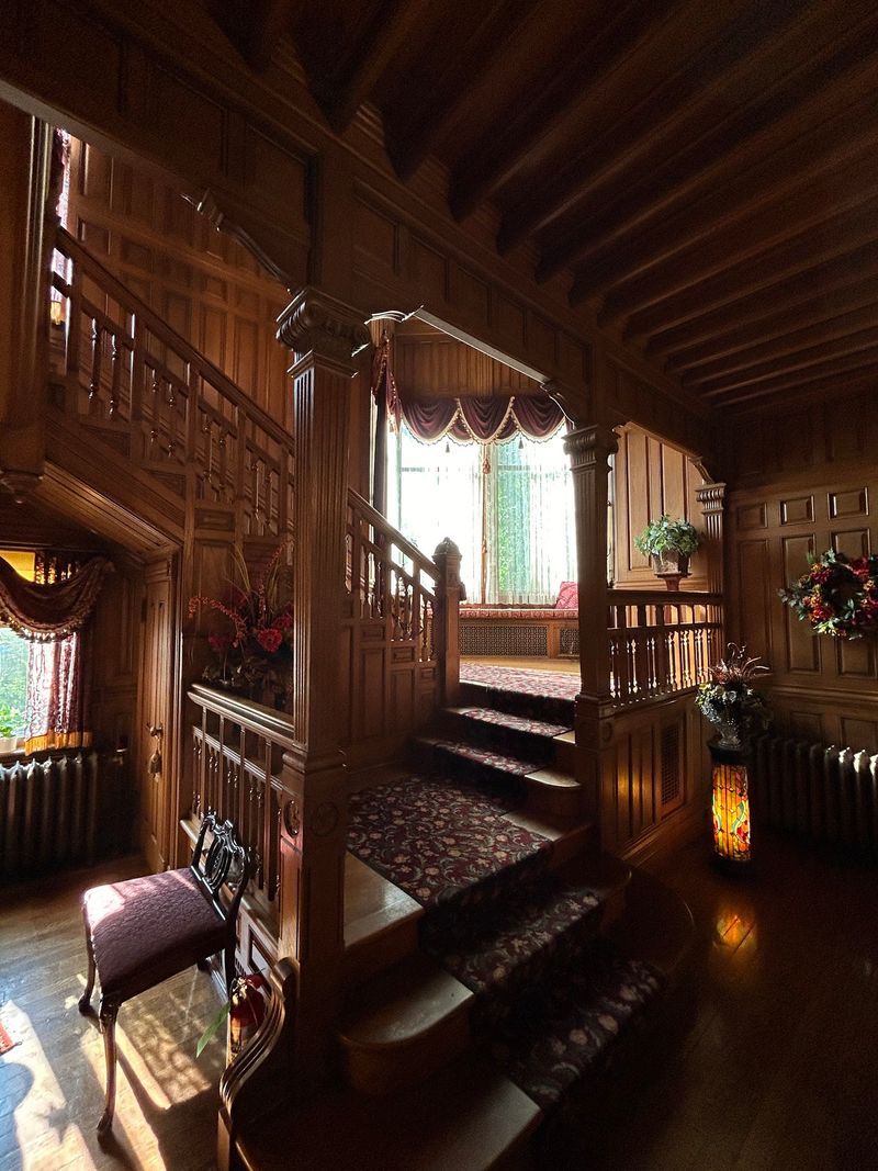 House Tours and Living History House Tours and Living History