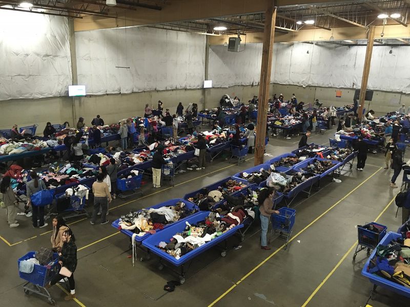 How a Pay-by-the-Pound Warehouse Actually Works