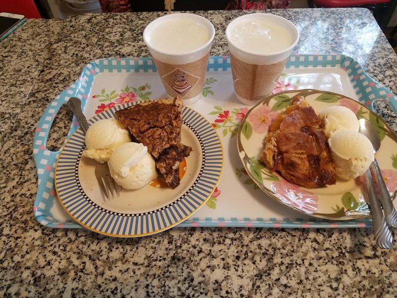 Ice Cream, Coffee, And Slices To Enjoy On Site