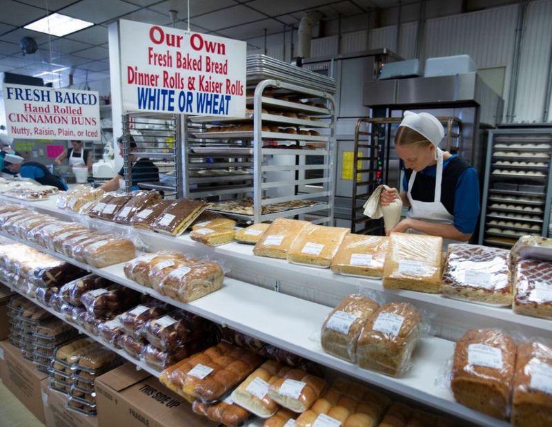 Inside the Amish Market