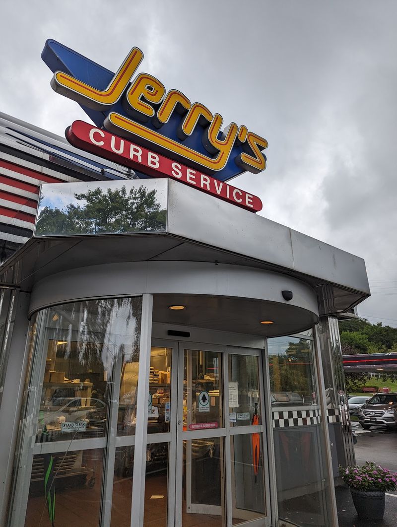 Jerry's Curb Service, Lansdale