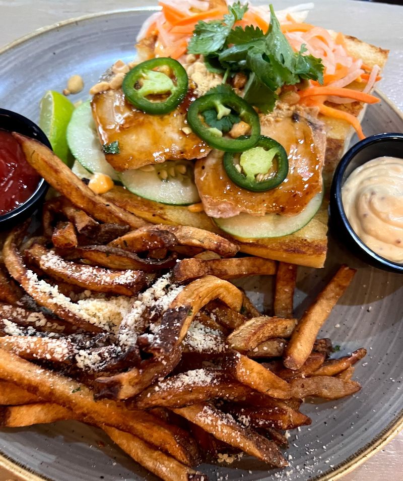 Kaka'ako Kitchen, Honolulu, Oahu
