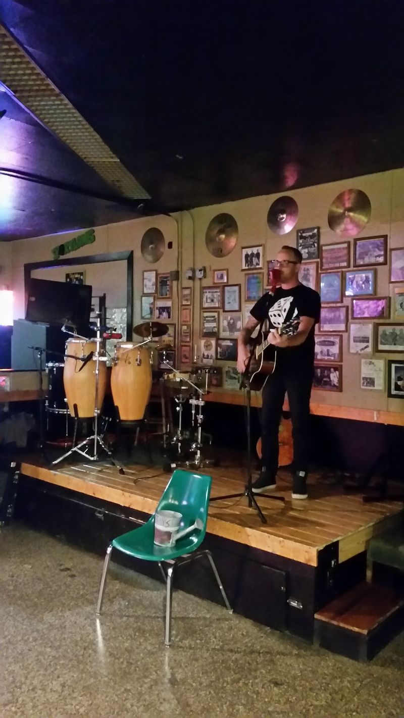 Karaoke Nights That Bring The Crowd