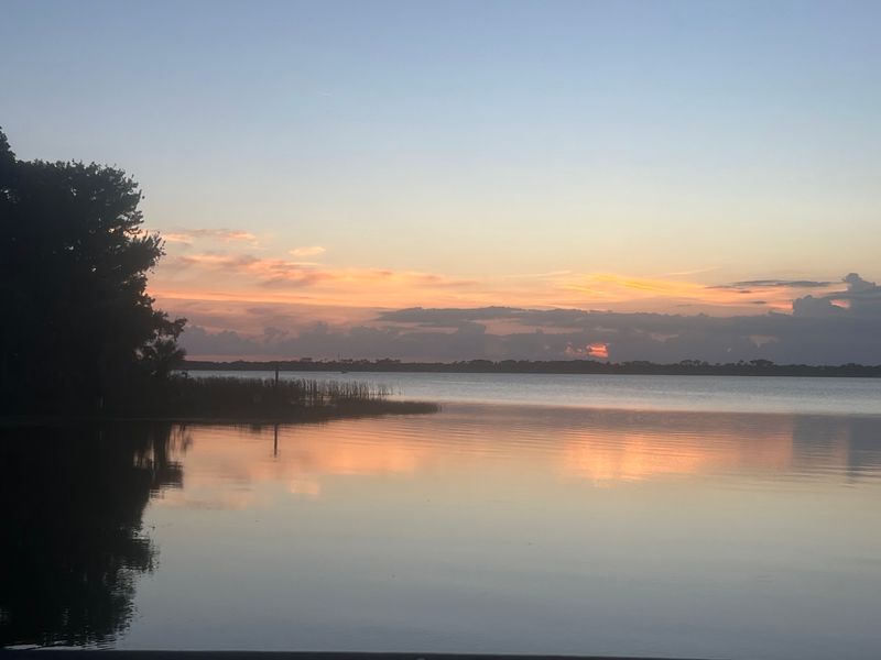 Lakeside Views That Steal The Show