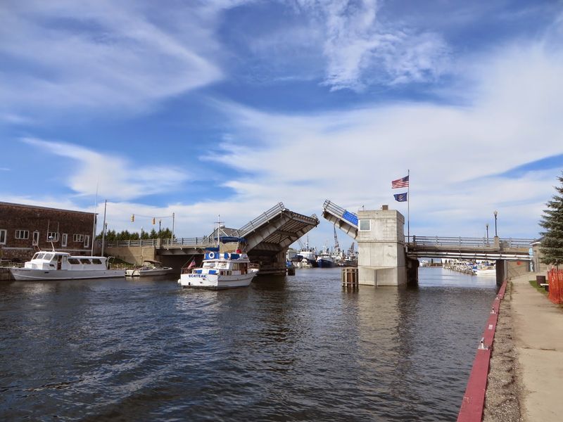 Life Along the Cheboygan River