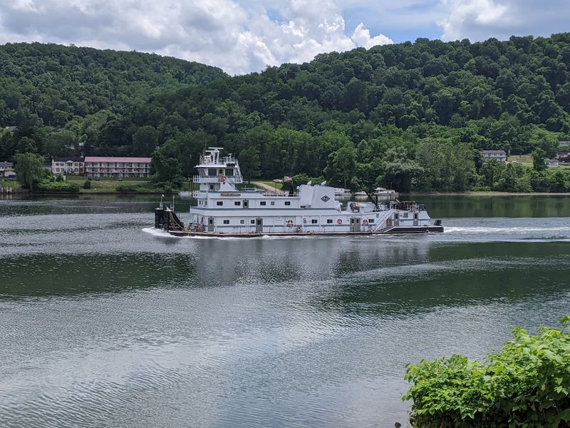 Life Along the Ohio River