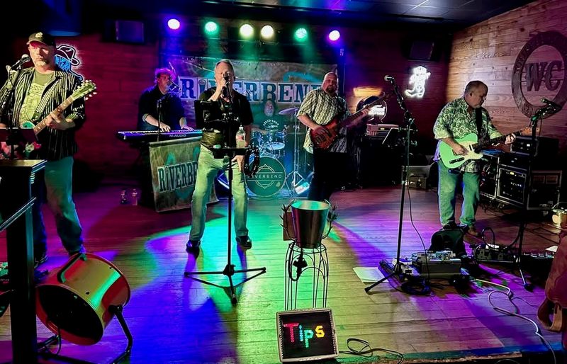 Live Music That Packs the Lot