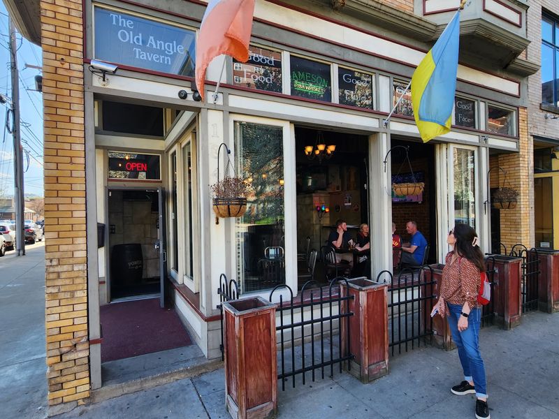 Location in the Heart of Ohio City, Cleveland Location in the Heart of Ohio City, Cleveland