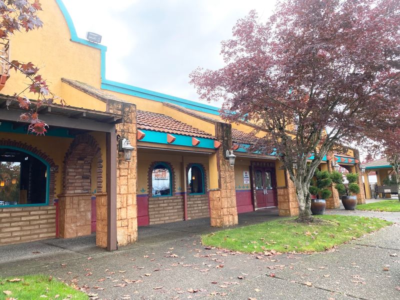 Los Dos Amigos, Salem, Oregon
