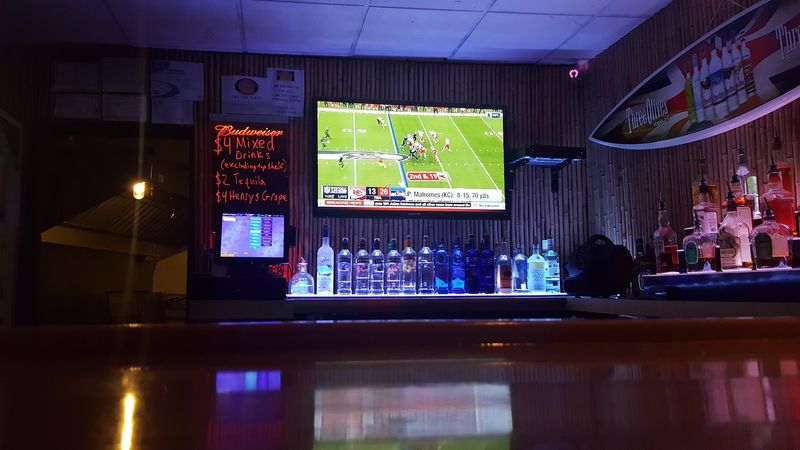 Louie's Bar and Grille, Sandusky, Ohio Louie's Bar and Grille, Sandusky, Ohio