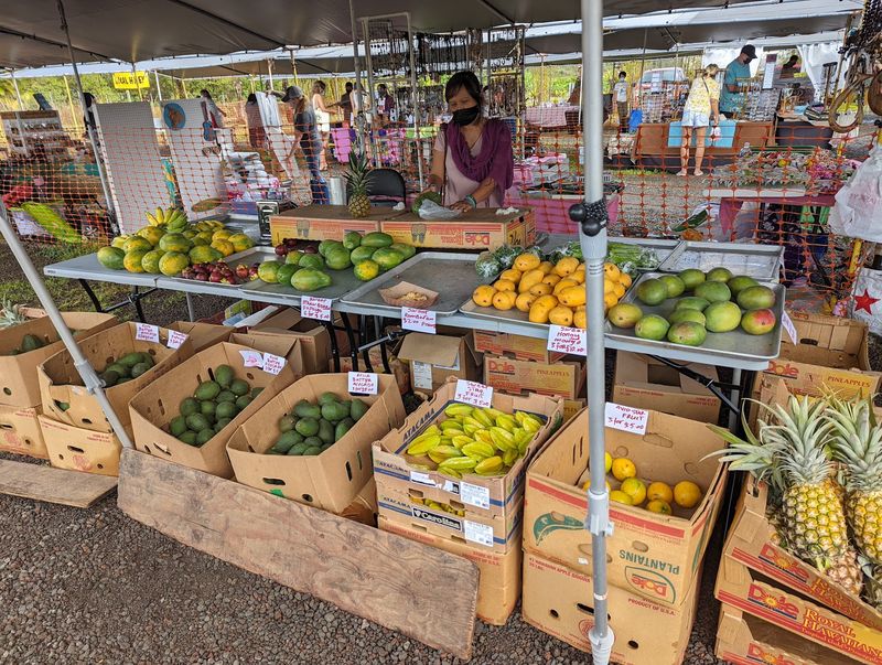 Maku'u Farmers Market, Pahoa