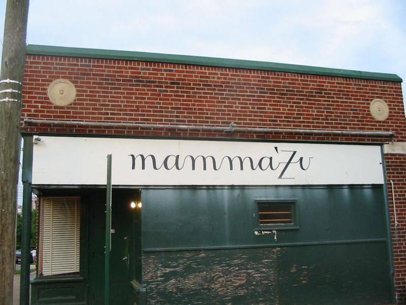 Mama Zu, Richmond, Virginia