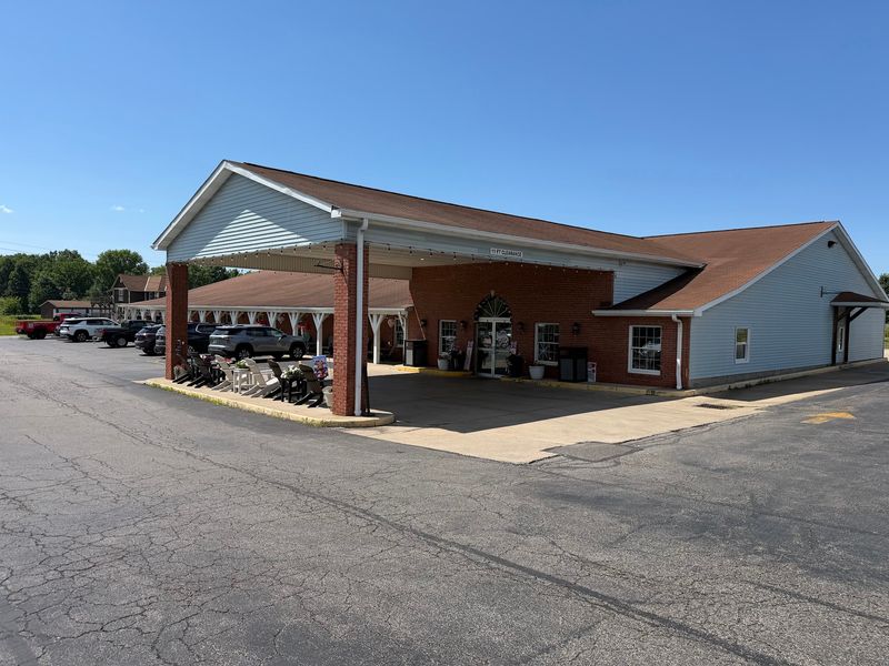 Mary Yoder's Amish Kitchen, Middlefield, Ohio
