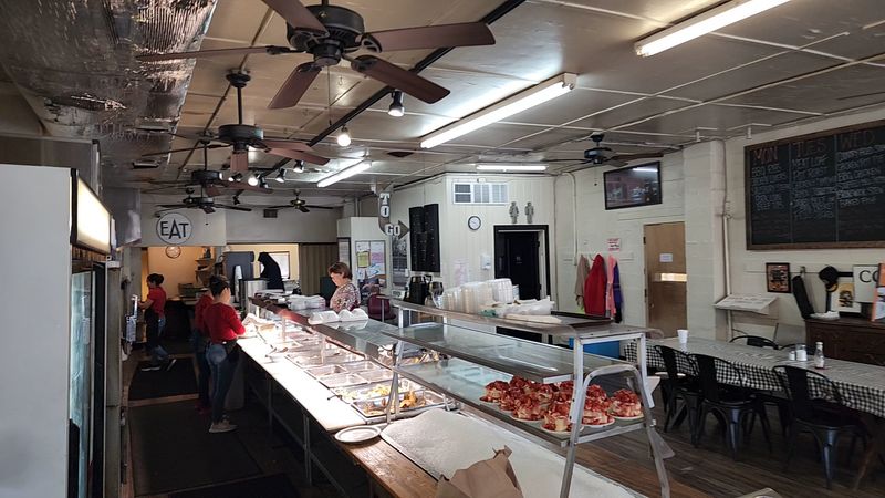 Matthews Cafeteria, Tucker, Georgia