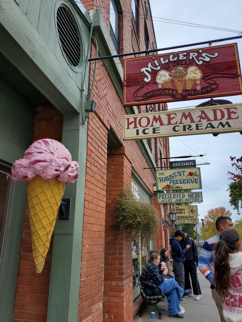 Miller's Ice Cream House, Royal Oak