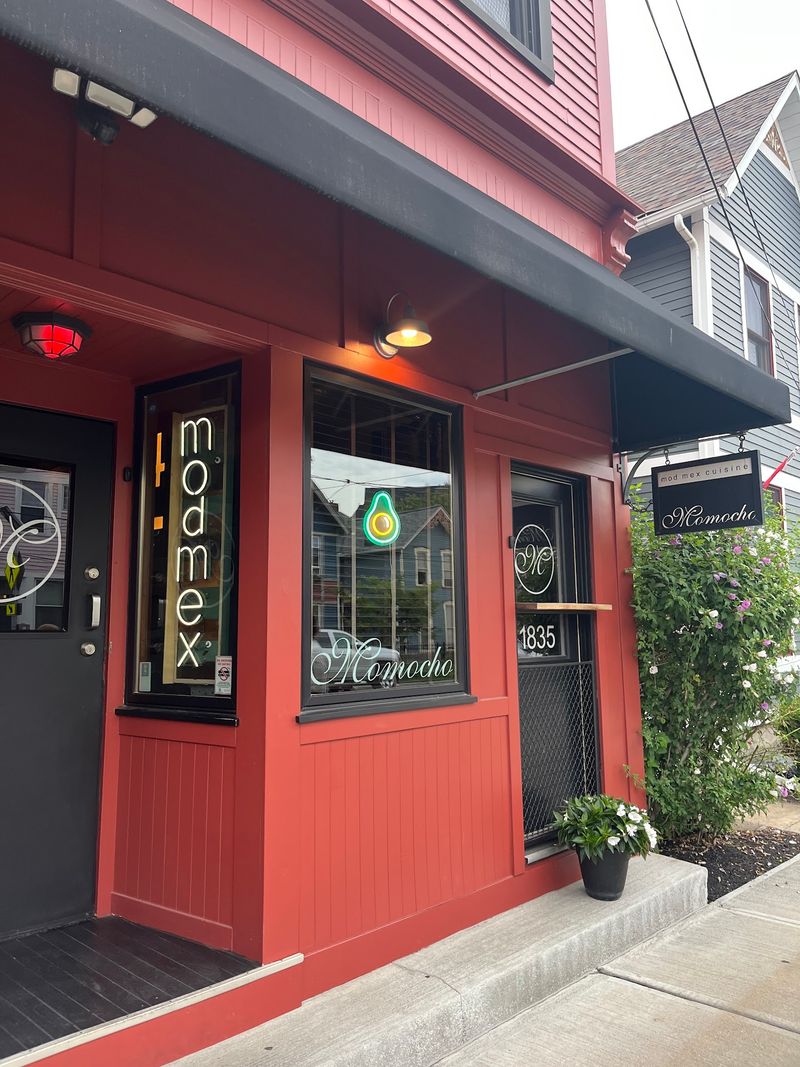 Momocho, Cleveland, Ohio