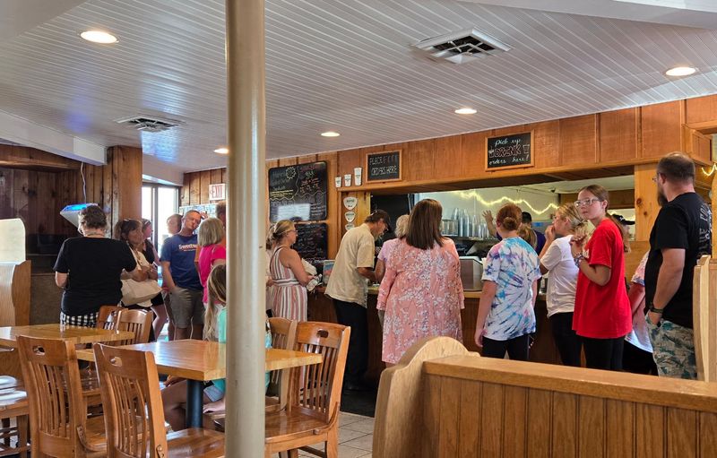 More Than Ice Cream: The Diner Side of the Counter