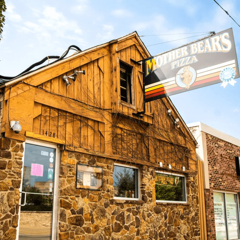 Mother Bear's Pizza, Bloomington, Indiana