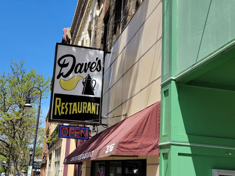 Mr. Dave's Family Restaurant, Nappanee