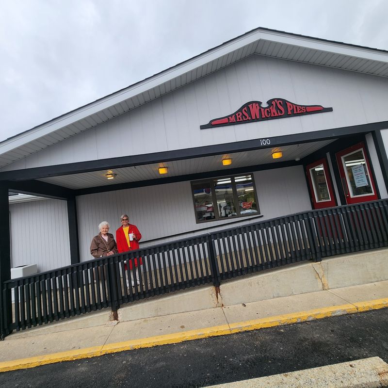 Mrs. Wick's Pie Shop, Winchester, Indiana